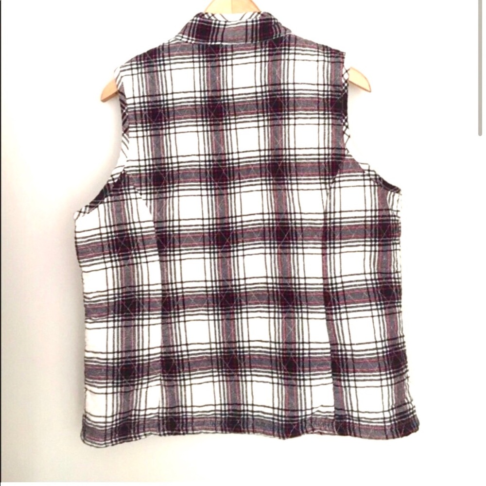 Basic Editions Cream Plaid Zip Front Vest - Picture 4 of 8